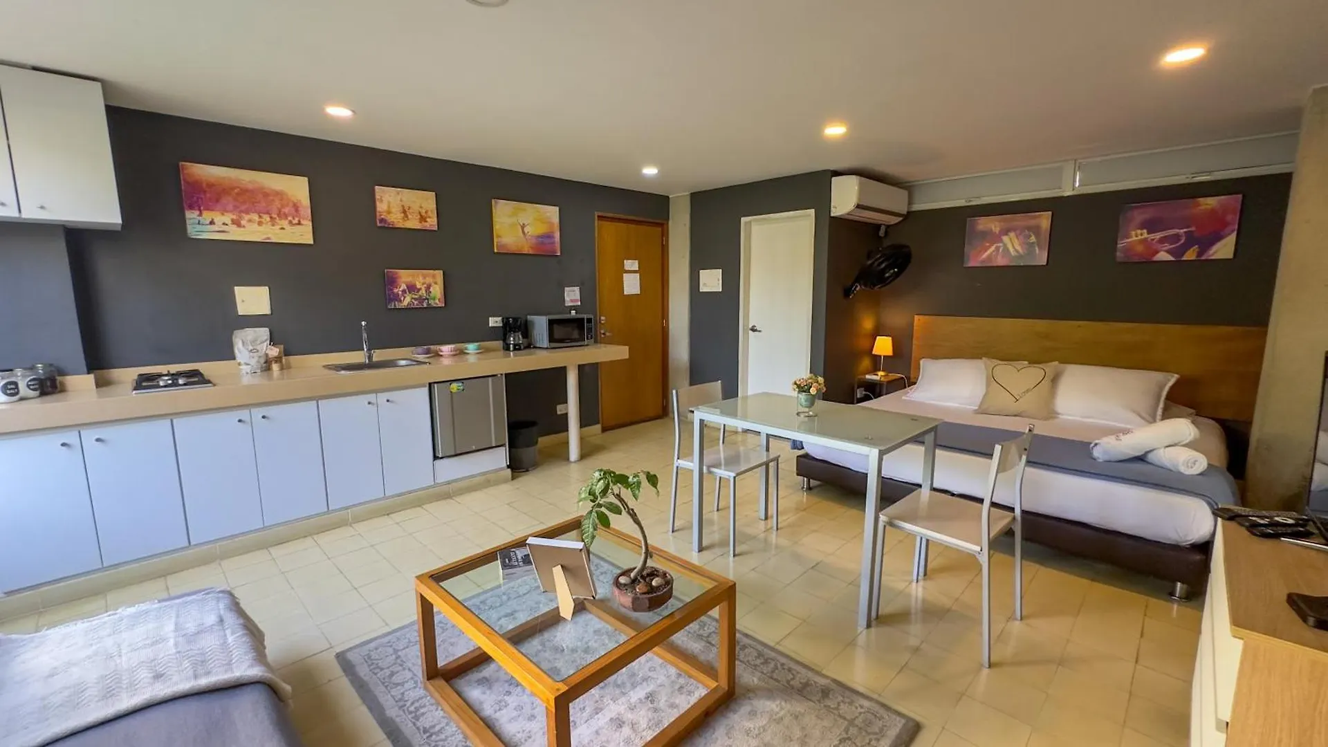 Hotel Casa Bugambilia x Ahead Santa Marta  Colombia